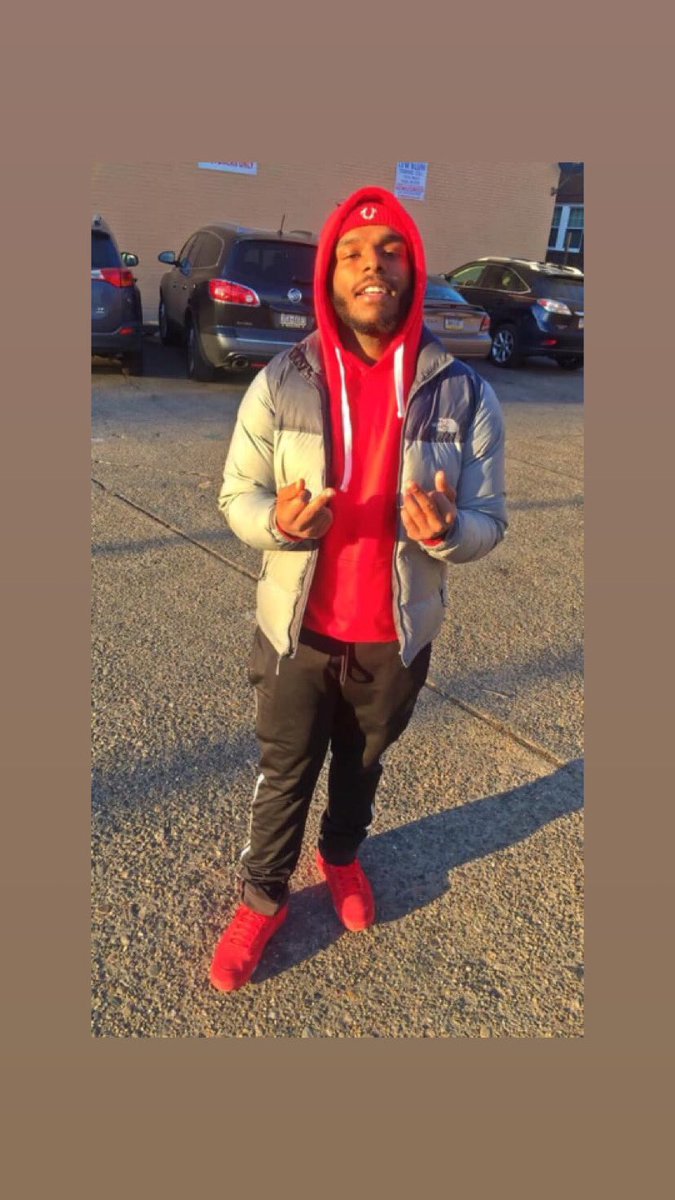 1nuskee's tweet photo. Either your from the Yah Gang or you Suwoo https://t.co/zTmSU6tgKP