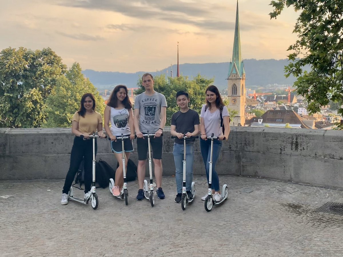 AthiyaD's tweet image. Google Intern orientation (Part 2) #STEP2019 and yes they took us on a boat around Lake Zurich 😍
