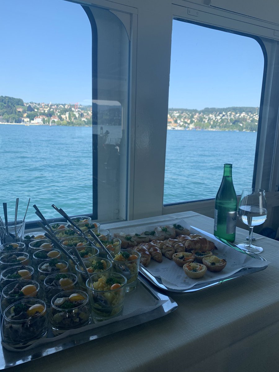 AthiyaD's tweet image. Google Intern orientation (Part 2) #STEP2019 and yes they took us on a boat around Lake Zurich 😍
