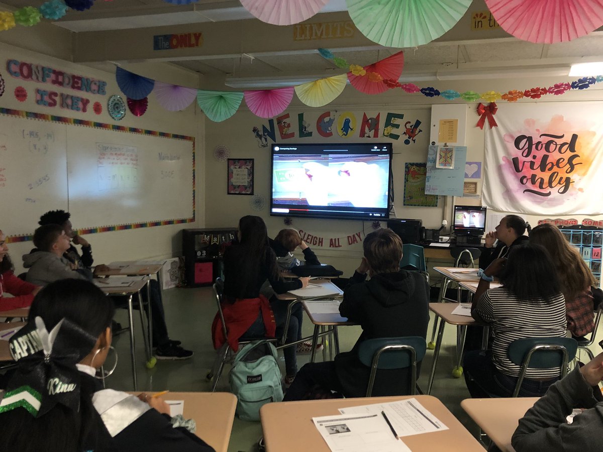 ms_pellicciotti's tweet photo. Here’s my algebra 1 class investigating a 3 act lesson activity in class on Friday! #3actlessons #inquirybasedlearning #iteachmath #algebra https://t.co/BmN4pAmJIh