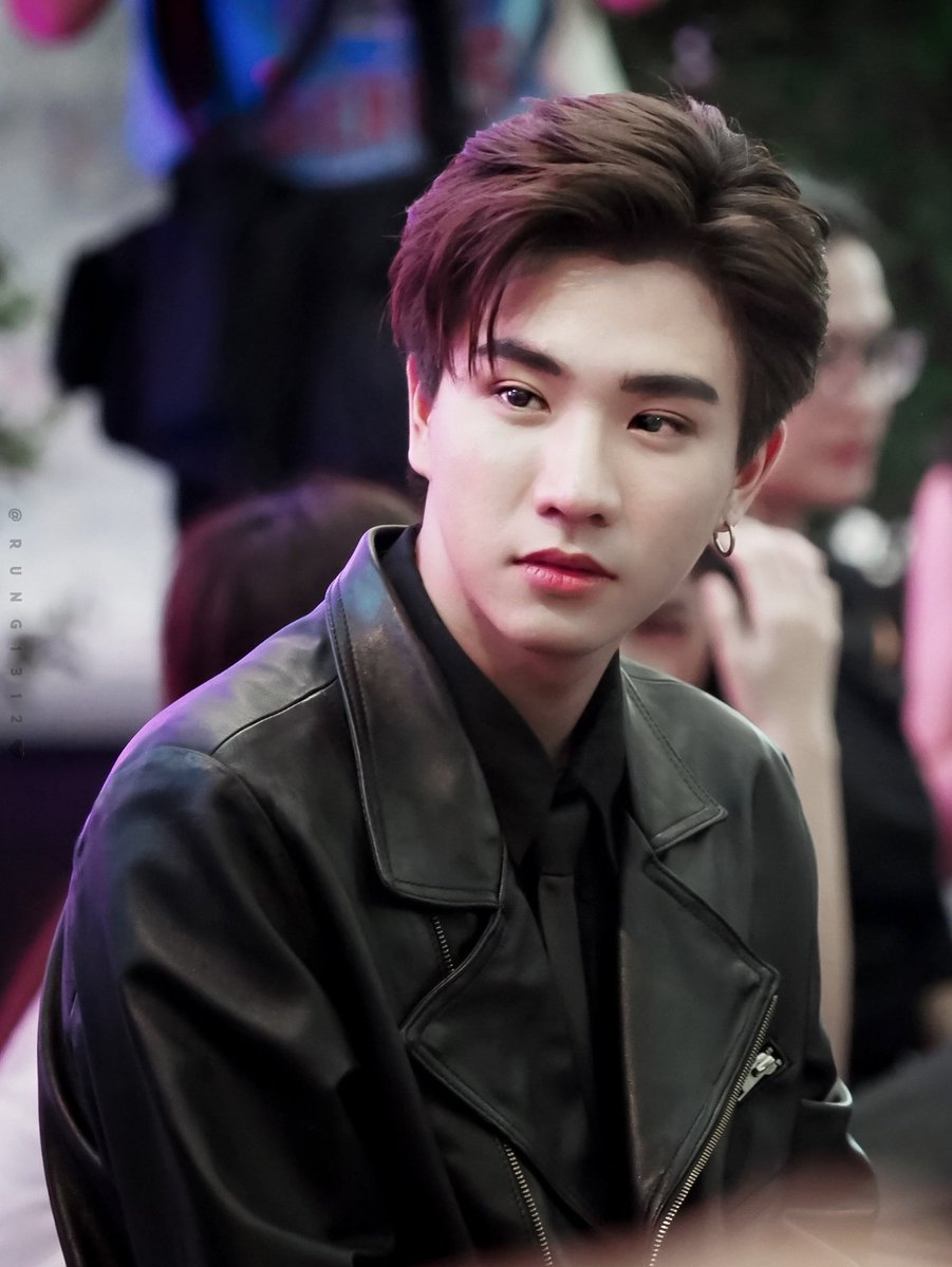 Rung1312's tweet photo. สีสวยๆ หวยงวดนี้ออกอะไร 😶🖤
#ColorfulPerthDay https://t.co/jXCzhhRSIc
