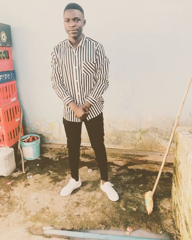 RobertJb19's tweet photo. It doesn't matter how many times you fall, what counts is how many times you stand up again.
#thebigthinker #theunlimited https://t.co/qXp7J8TsFj