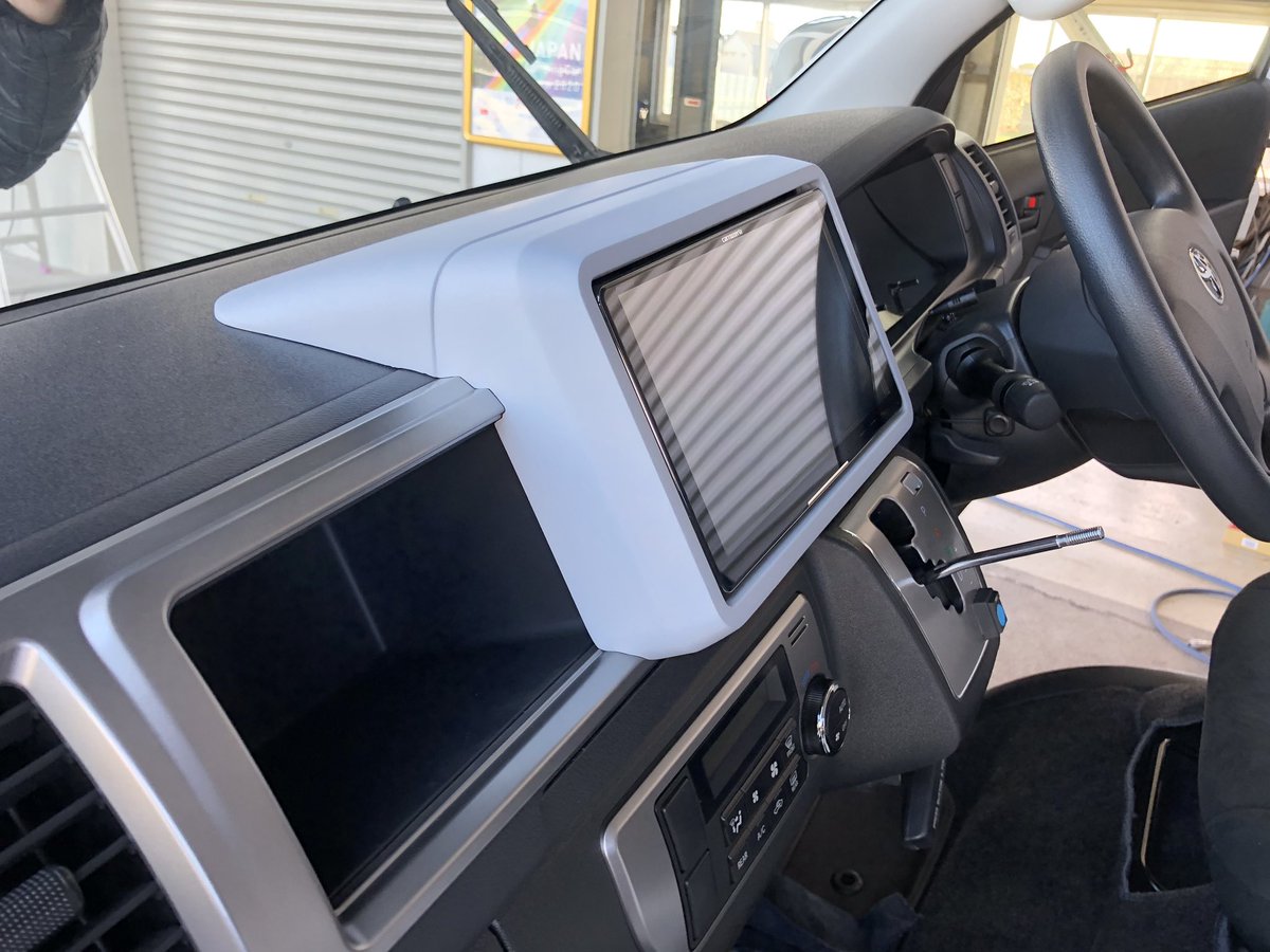 Atv群馬 Atv群馬 年新作は 0系ハイエースワイド用 カロッツェリア9インチナビキット サイバー ナビ 外枠 発売は未定ですが当社オリジナルなので他にはないです 発売まで今しばらくお待ちください Atv群馬 ハイエース カロッツェリア