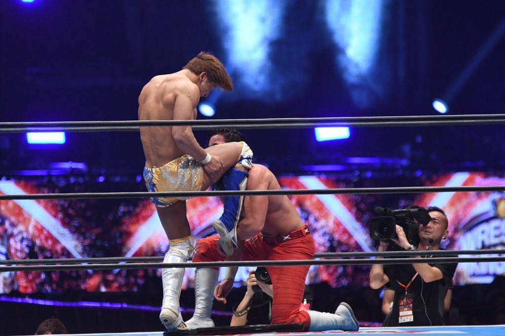ゆーさん Twitterissa 1 5 新日本 東京ドーム スペシャルシングルマッチ 飯伏幸太 Vs ジェイ ホワイト 飯伏選手のカミゴェ シットダウン式ラストライド Njpw Njwk14 ゆーさん Twitterissa 1 5 新日本 東京ドーム スペシャルシングルマッチ 飯伏幸太 Vs ジェイ ホワイト 飯伏選手のカミゴェ シットダウン式ラストライド Njpw Njwk14
