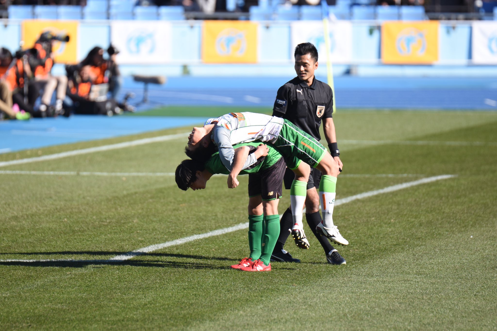 𝚃 𝙾 𝙼 𝙾 𝙼 𝙸 リスペクト フェアプレー 頭ぽん 青森山田 昌平 高校サッカー 選手権 T Co Llm1ljf2h0 Twitter