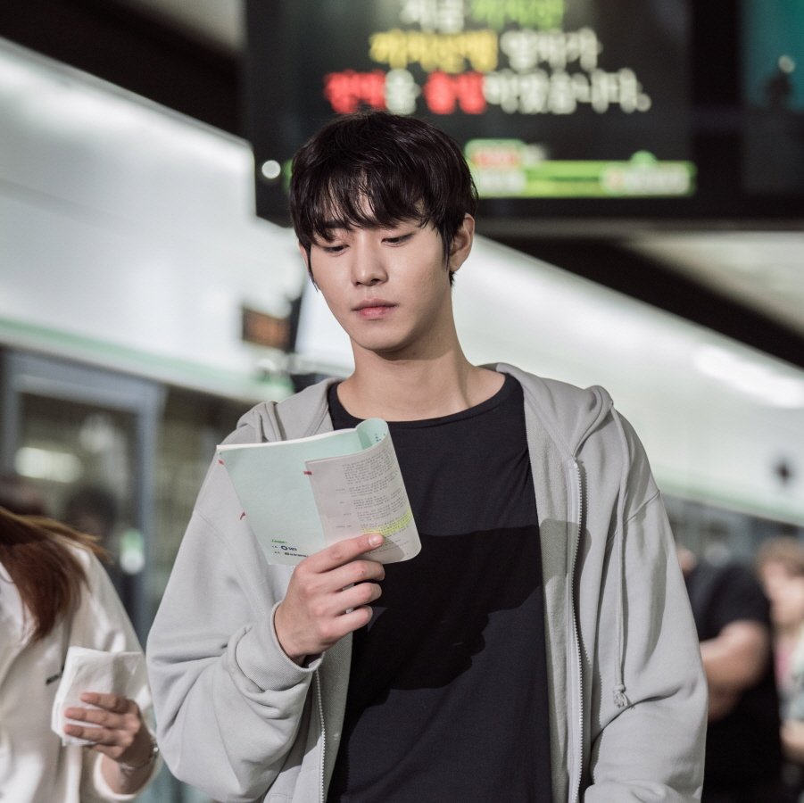 "Romantic Doctor Kim 2" (낭만닥터김사부2) Behind Cut(c) Naver@sbsnow_insta  @starhausm #안효섭 #낭만닥터김사부2 #SeoWooJin #RomanticDoctorKim2