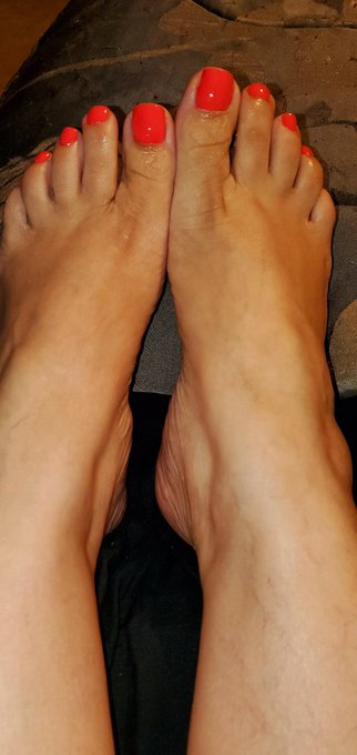 Fresh paint 💋 #sexytoes #footfetish #feetlovers #feets #feetdom #toes #lilpiggies #feetfreaks #feet #feetpics<a href="/tag/sexytoes"class="tags">#sexytoes</a><a href="/tag/footfetish"class="tags">#footfetish</a><a href="/tag/feetlovers"class="tags">#feetlovers</a><a href="/tag/feet"class="tags"><span>#feet</span></a><a href="/tag/toes"class="tags"><span>#toes</span></a><a href="/tag/feets"class="tags"><span>#feets</span></a><a href="/tag/feetfreaks"class="tags"><span>#feetfreaks</span></a><a href="/tag/feetpics"class="tags"><span>#feetpics</span></a><a href="/tag/lilpiggies"class="tags"><span>#lilpiggies</span></a>