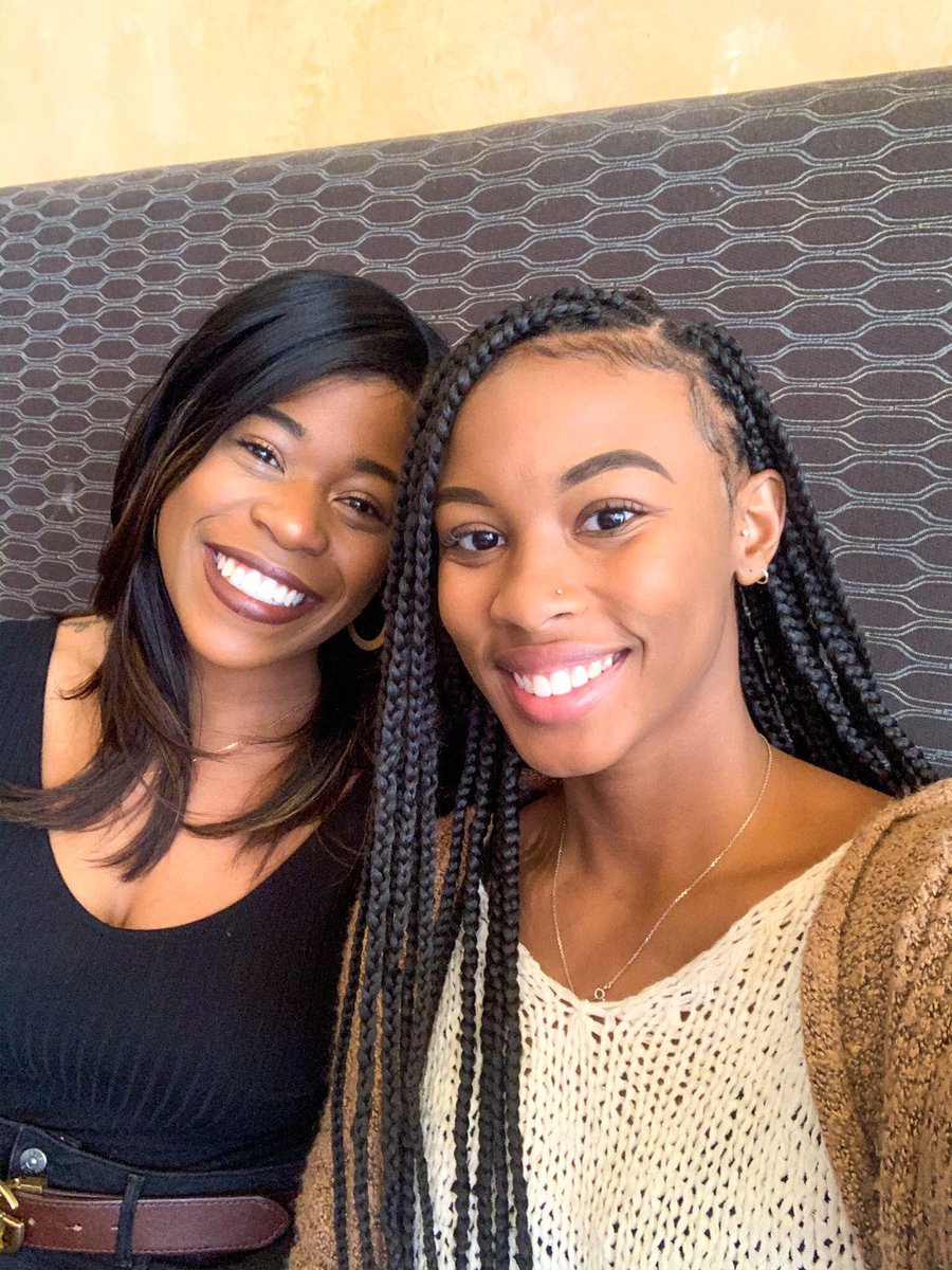 KelseiKing's tweet photo. brunch has become my all time favorite thing with these girls ❤️🥂 #sundayfunday #2shotsofvodka #melaninpoppin https://t.co/U9DIkSx9JD