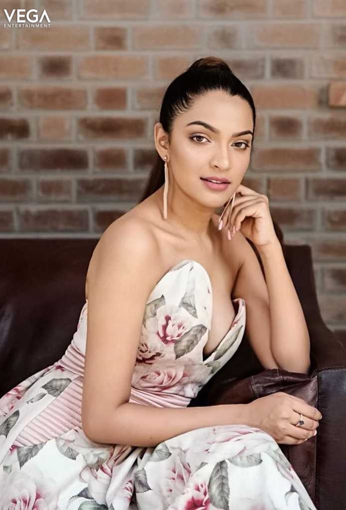 vegaent's tweet photo. Vega Entertainment Wishes a Very Happy Birthday to Our Dearest Actress #EktaRathod
#Ekta #Rathod #Kannada #Actress #Birthday #January06 #Vega #Entertainment #VegaEntertainment https://t.co/nghGG4oLCw
