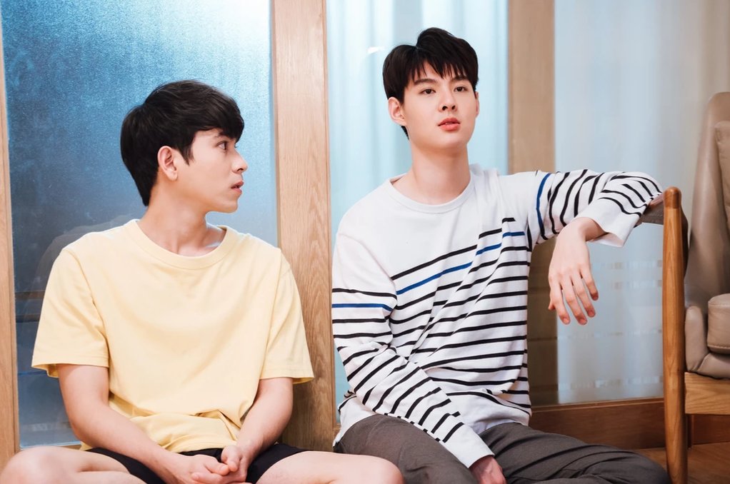 SaintChannel's tweet photo. @Saint_sup @zee_pruk @AoftionDMD @_saint_official @WHYRUTheSeries #TutorZon
#WHYRUtheseries #เพราะรักใช่เปล่า
EP 0 ในวันศุกร์ที่ 17 มกราคมนี้
EP 1 ในวันศุกร์ที่ 24 มกราคมนี้
ทางช่อง One 31 - 23.15 น.
รีรันทาง Line TV - 00:15 น.
🔗https://t.co/SSM8S7vbEO
#Saint_sup #tommysittichok #ช่องวัน31 #LINETV https://t.co/7ObtN963wa