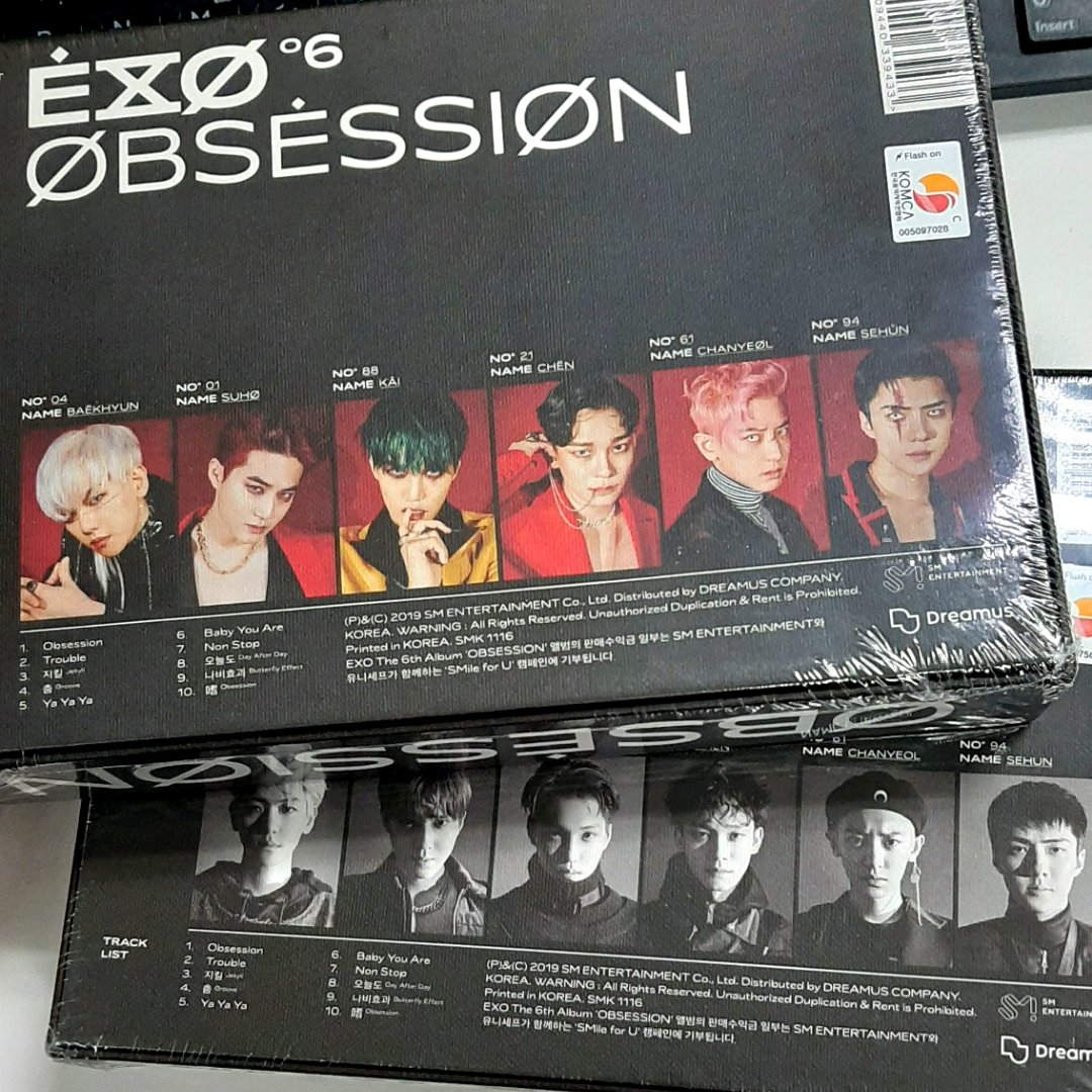 cyxxexo's tweet photo. Ate! @thestarshopPH i got my albums na ❤ Thank you so much for the photo set freebies 😭❤ #TSSFeedbacks https://t.co/1kNtZ5yKca