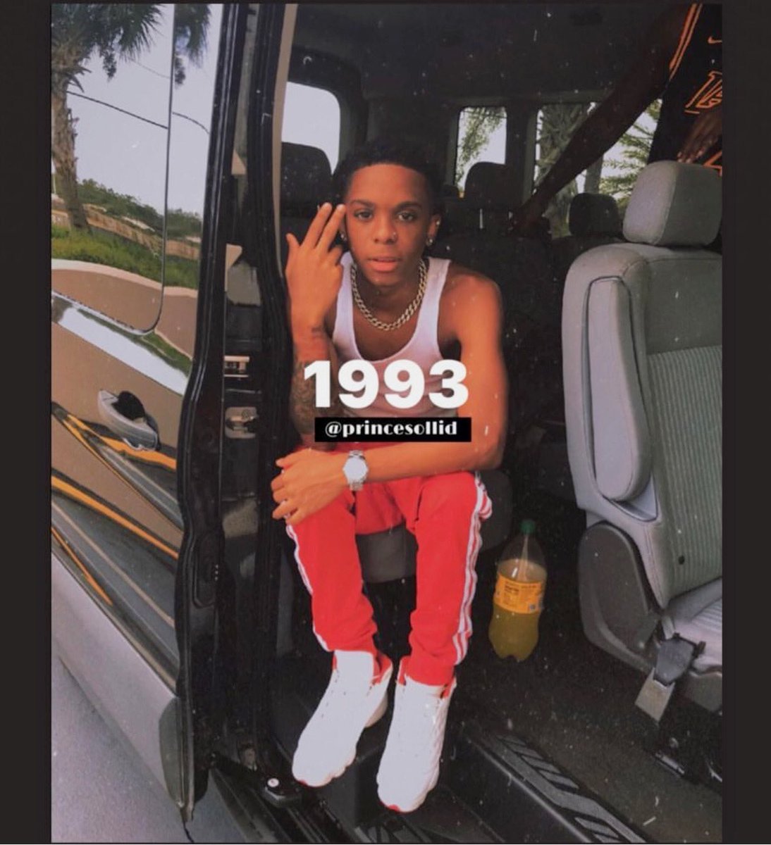 princesollid's tweet photo. i had that draco in the back seat but who cares ... #hotshyt https://t.co/ky2XXBtkNf