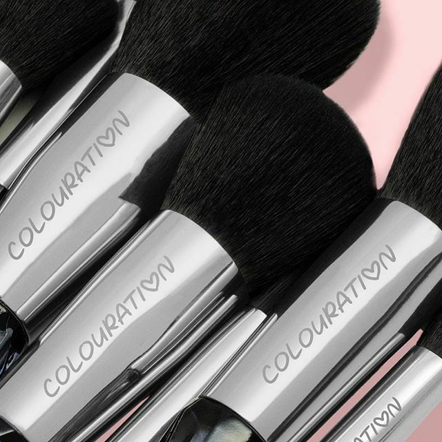 MakeupNZ's tweet photo. Hello 2020 🥳 WE ARE OPEN AND SHIPPING AS NORMAL! 💖 Hope you had a lovely holiday break. xx https://t.co/2zLARPEUXW