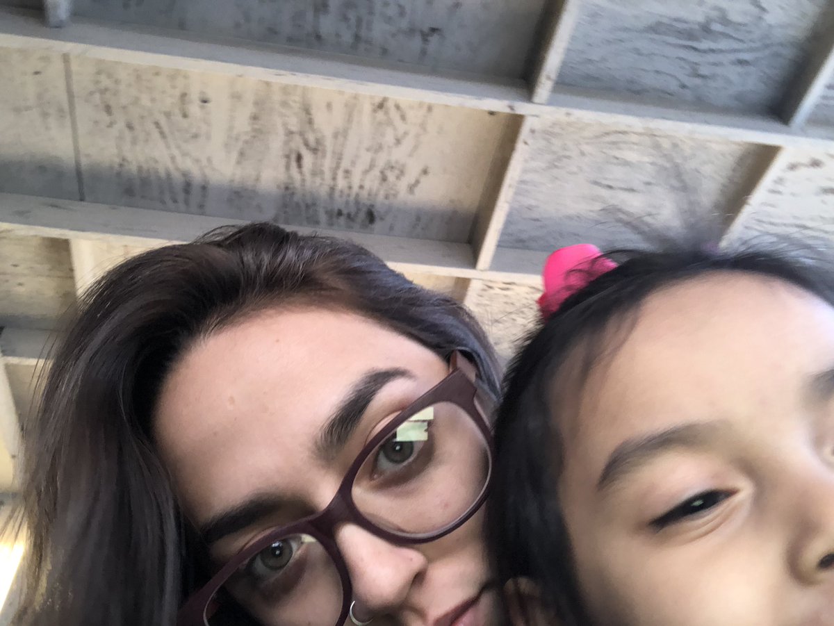 trinity_duarte's tweet photo. “Tia let’s take some pictures” https://t.co/drP6dAjRYU
