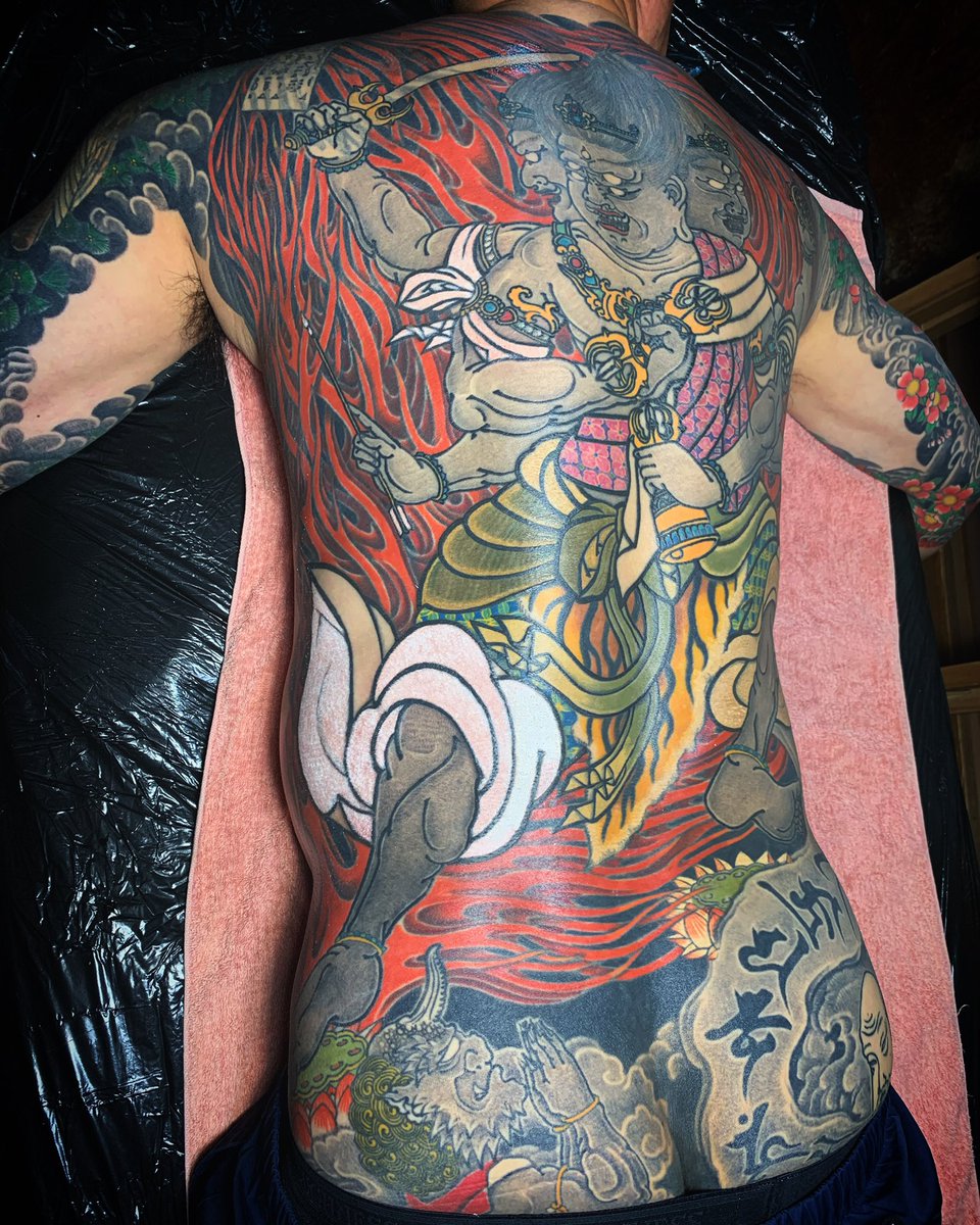 Kensho Traditional Japanese Tattoo Tebori All Shade And Color By Tebori In Progress Kongo Yasha Myoo 筋彫り マシン 色 暈し 手彫り 金剛夜叉明王 Kurosumitattooink Kurosumi Kurosumiink Kurosumitattooink Dermalizepro