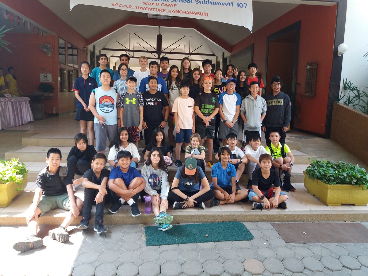 DavidW_S107's tweet photo. Year 8 have arrived! Safety briefings and lunch finished. Plenty of activities awaiting us this afternoon. #S107OutdoorEd_Y8 #TeamS107 https://t.co/77eC07rCje