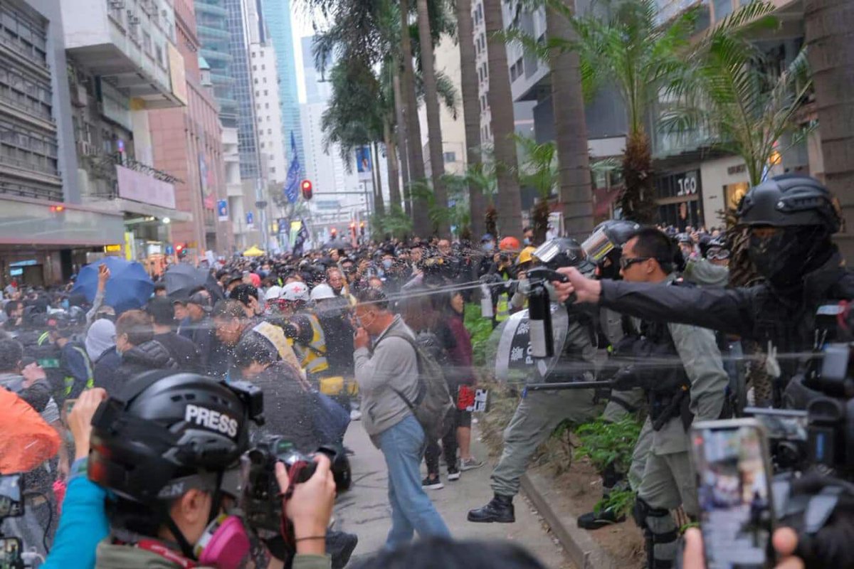 MrTankyTasty's tweet photo. On #1january2020 a demonstration obtained no objection from #HKPF. However, #HongKongPolice shot pepper spray to peaceful #hongkongprotester and #journalist during the march. https://t.co/OdRsESRCRi