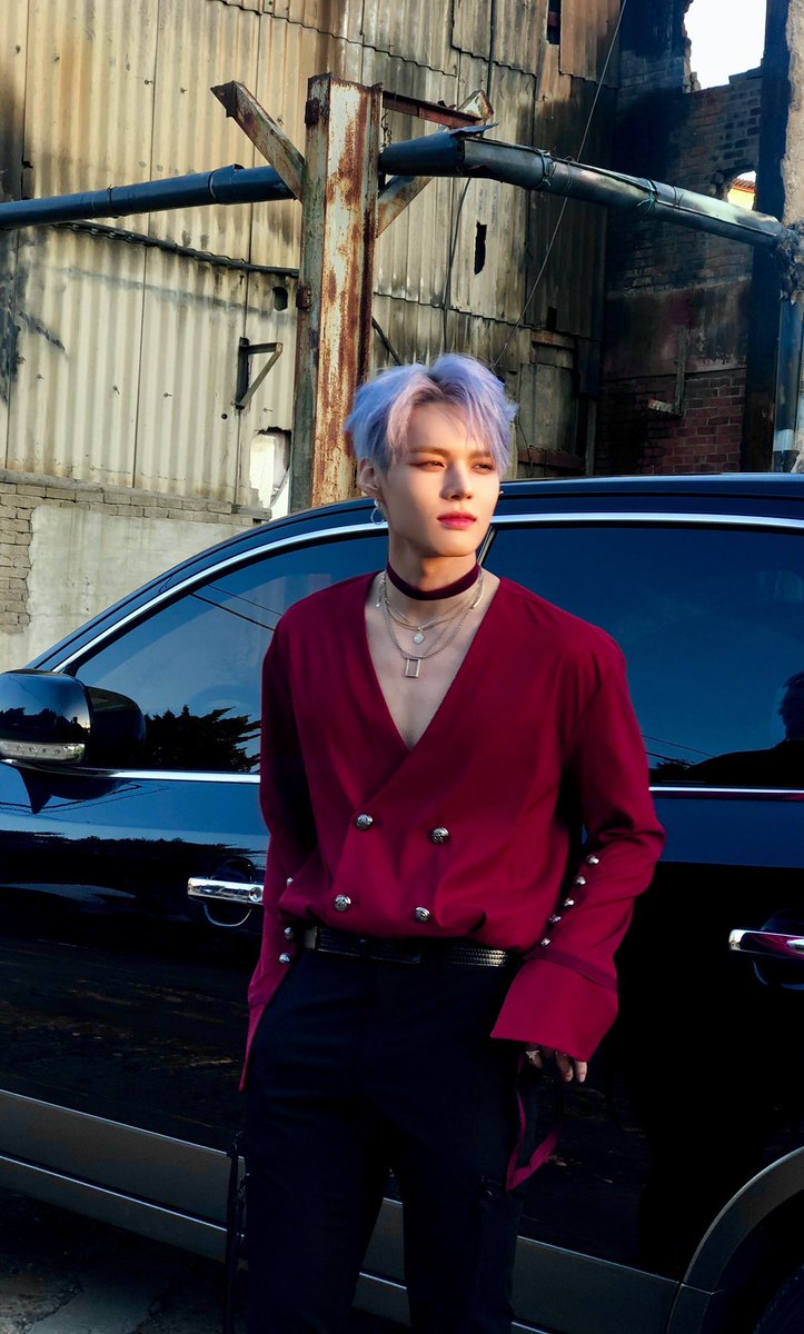 imsedjun's tweet image. #⃟임세준 — Alice! Our concert is over! But i already miss you so much!
  
Alice, don't get tired, don't get cold! ❤️🍓 앨리쓰으으 !!! 하땅사 💙💛