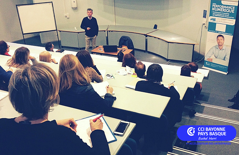 CCIBayonnePB's tweet photo. [CONFERENCE]
Augmentez le trafic de votre site web et découvrez les bons leviers pour 2020 avec Frédéric Pérès #performancenumerique #référencement #acquisitiontrafic @performancenum https://t.co/2rZz3pJwL5