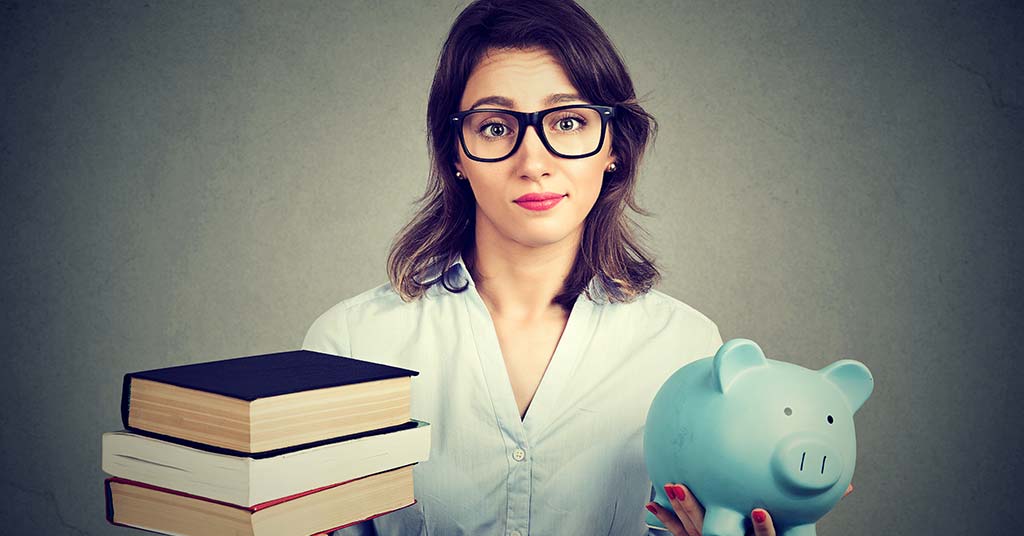 Don’t get stuck with crippling #debt after you graduate. Ask these questions to make sure you get the best possible #StudentLoan option for your #studies. ow.ly/PUbq50xxbRx