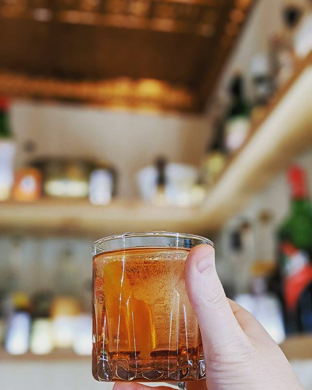 Better_Cocktail's tweet photo. Cheers! 🥃 Made up a variation of my American Variation cocktail. Go dig through our YouTube channel to find the recipe. I don't have any rye whiskey on hand so I just went with bonded apple brandy.

#homebar #homebartender #cocktails #craftcocktails … https://t.co/8Cy9LXiSYj https://t.co/Pz5RwobDQd