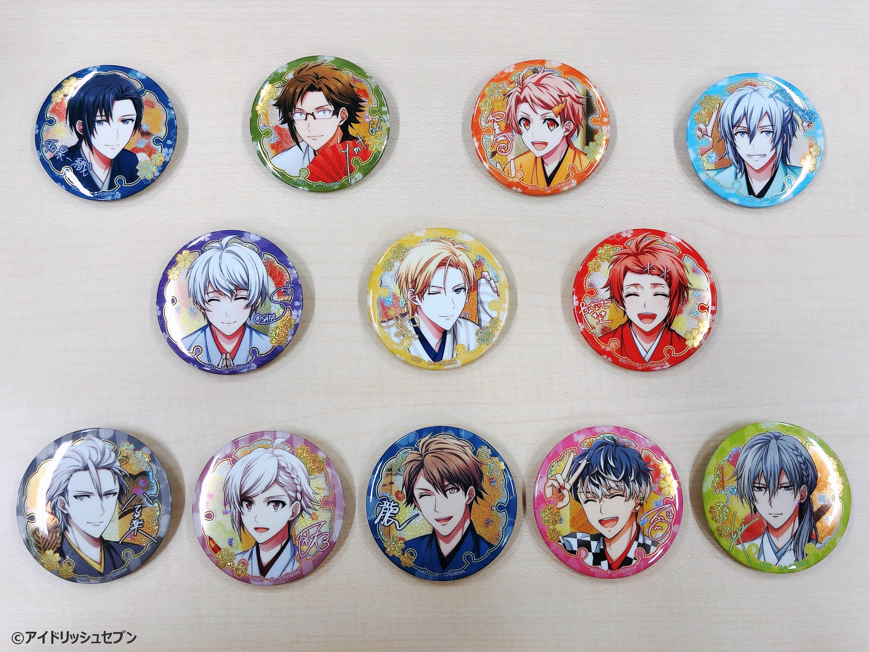 アイナナ 千 4周年 CROSSING×US！ 缶バッジ アイナナ 千 4周年 CROSSING×US！ 缶バッジ 4周年特設サイト