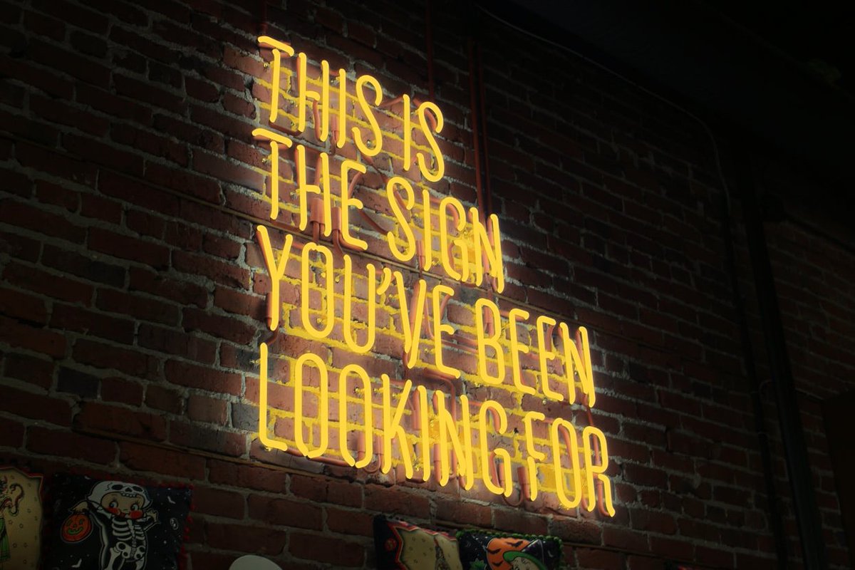 En espérant que vous avez passé de bonnes fêtes de fin d’année, toute l’équipe d’Aktan vous souhaite une excellente année 2020, pleine de visions ambitieuses et de success stories ! 
Et si 2020 était l’année de votre transformation ? #innovation #transformation #servicedesign