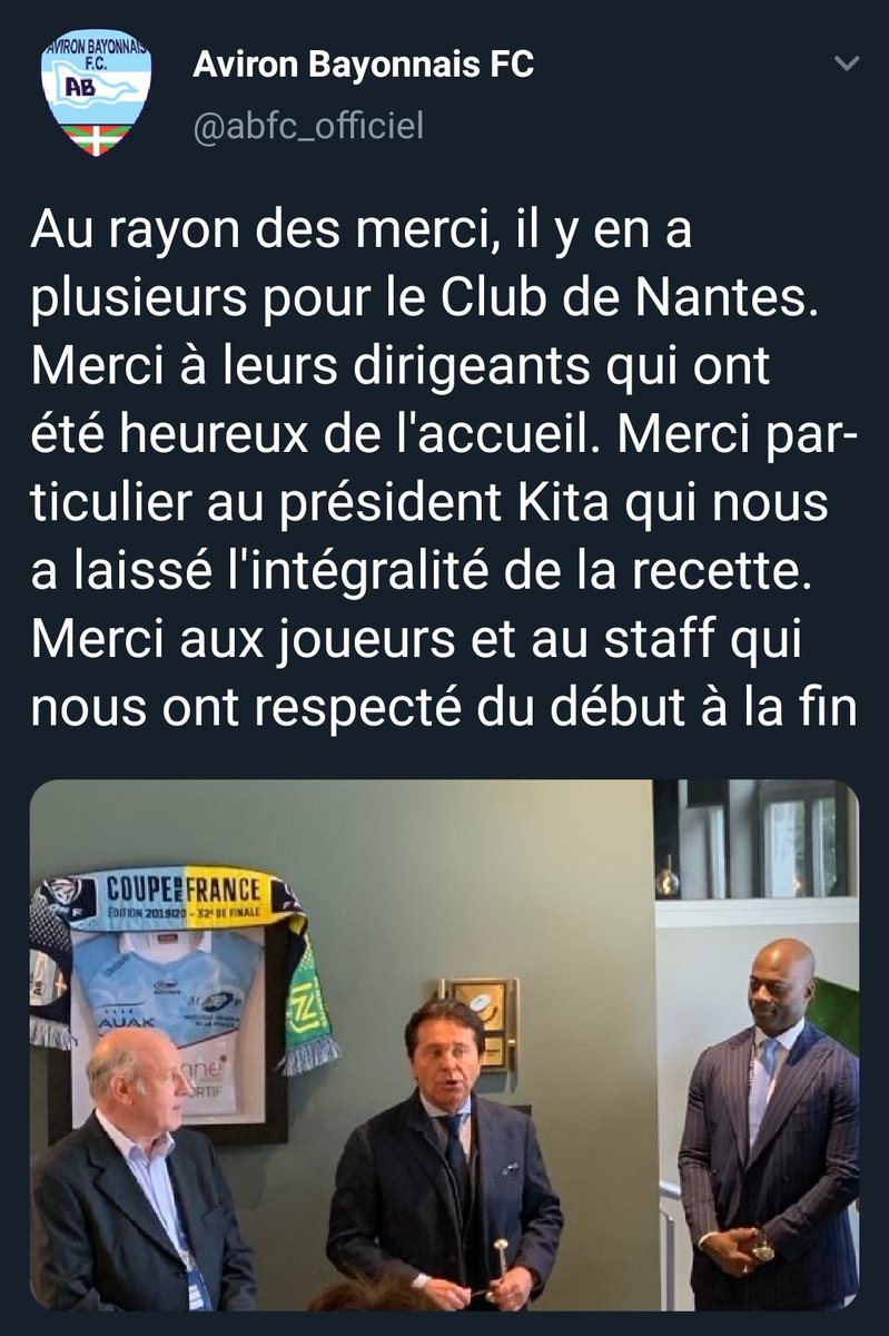 SuperCazarre's tweet photo. Le charme de la Coupe de France 🥰 https://t.co/1BpFtp3w0Y