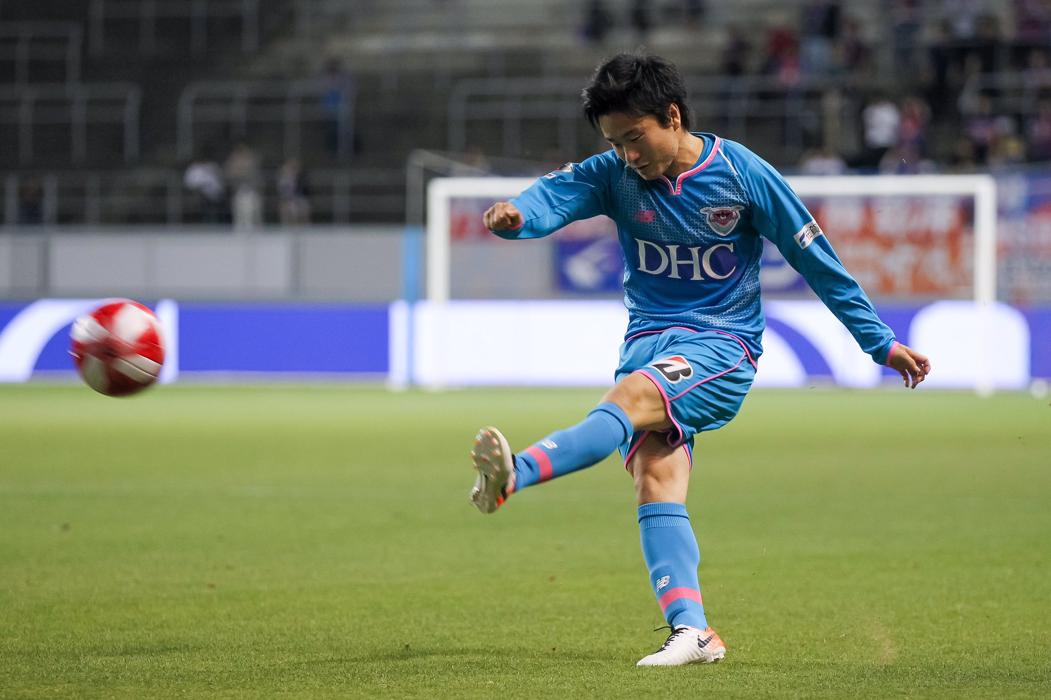 サガン鳥栖 2018 ホームユニフォーム L #24 安在和樹 サガン鳥栖 2018 ホームユニフォーム L #24 安在和樹 - メルカリ