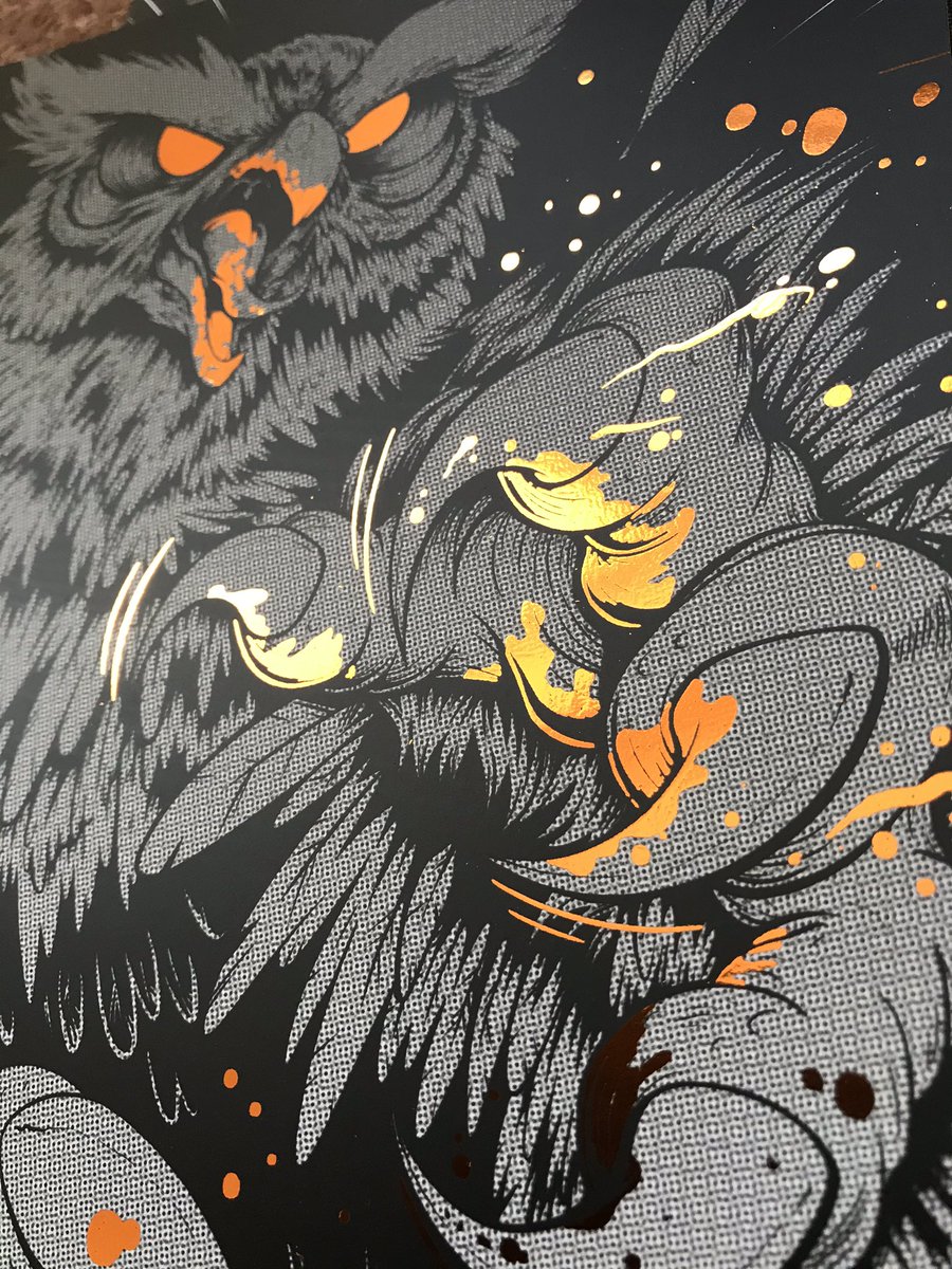 PhaseChan's tweet photo. ✨My OWLBEAR Foil style art prints are IN!! ✨

I’m really pleased with how these came out, and only 12 were printed - they are now on Etsy if you would like one! Each one is signed and numbered - look how shiny they are 😊~

https://t.co/eqJ11uvNWK https://t.co/AH74TgTsWL