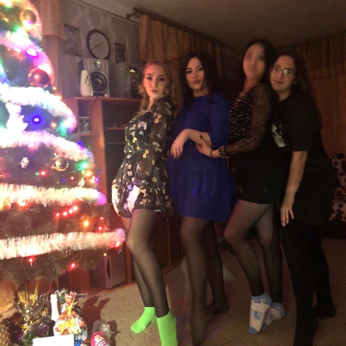 korneeva_19's tweet photo. Это были лучшие денёчки с самыми родными ❤️🎄 https://t.co/BUgbPfHZLD