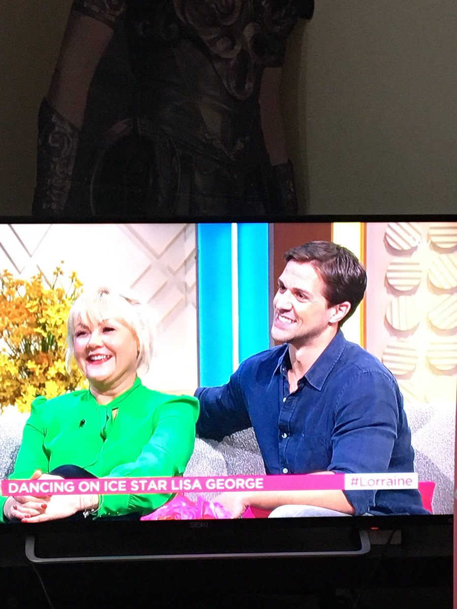 TheMartinDuggan's tweet photo. Looking fantastic @LisaGeorgeActor on @reallorraine #teamlisa #bethsutherland @dancingonice @itvcorrie https://t.co/J5c6BwnqlR