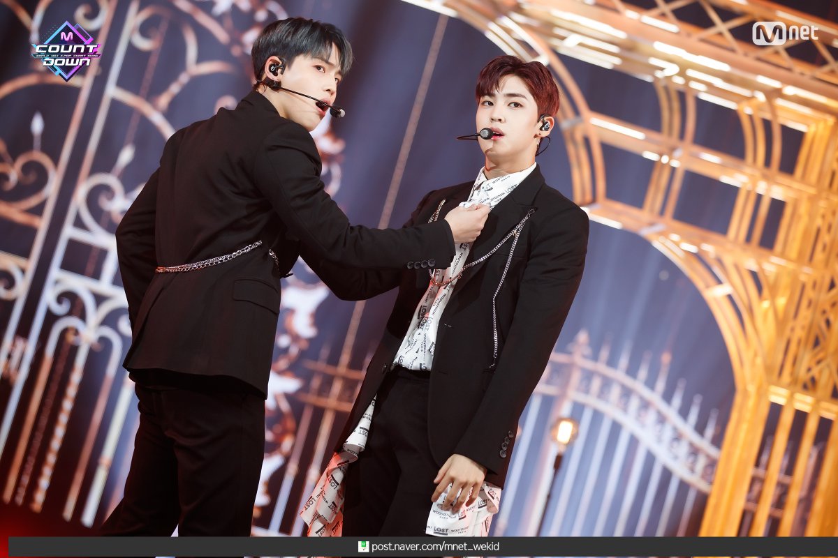 MnetMcountdown's tweet photo. 200102 #MCOUNTDOWN 현장포토
#비오브유(#B_O_Y) - #My_Angel ♬

📸 More Photos
https://t.co/6JoRj4Ljgh https://t.co/sRHSG4cLRh