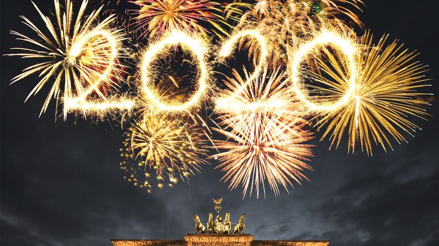 AureisFormation's tweet photo. Les équipes d'Aureïs Formation vous souhaitent à toutes et à tous une très belle année 2020 ! 😀🎉

#voeux2020 #BonneAnnee2020 #AureïsFormation https://t.co/snw25vjKXw