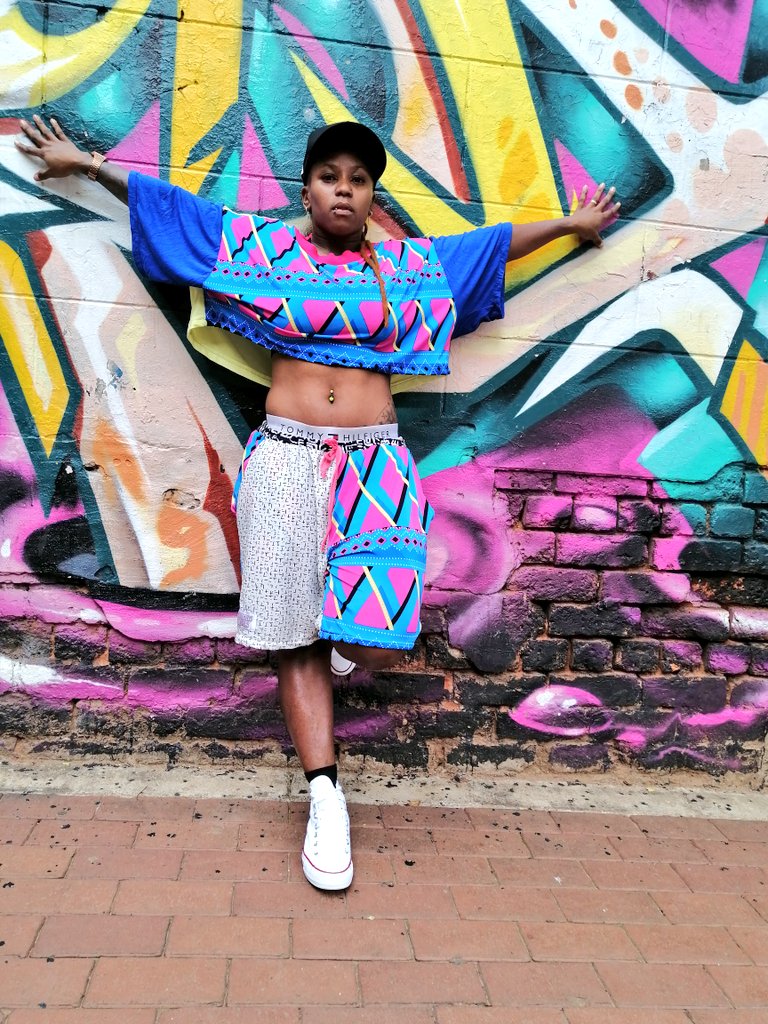 DeltaTheLeo's tweet photo. Thank you #Patternnation for the dope outfit @Costabesta1 @cydneyeva https://t.co/a8VByHwMmW
