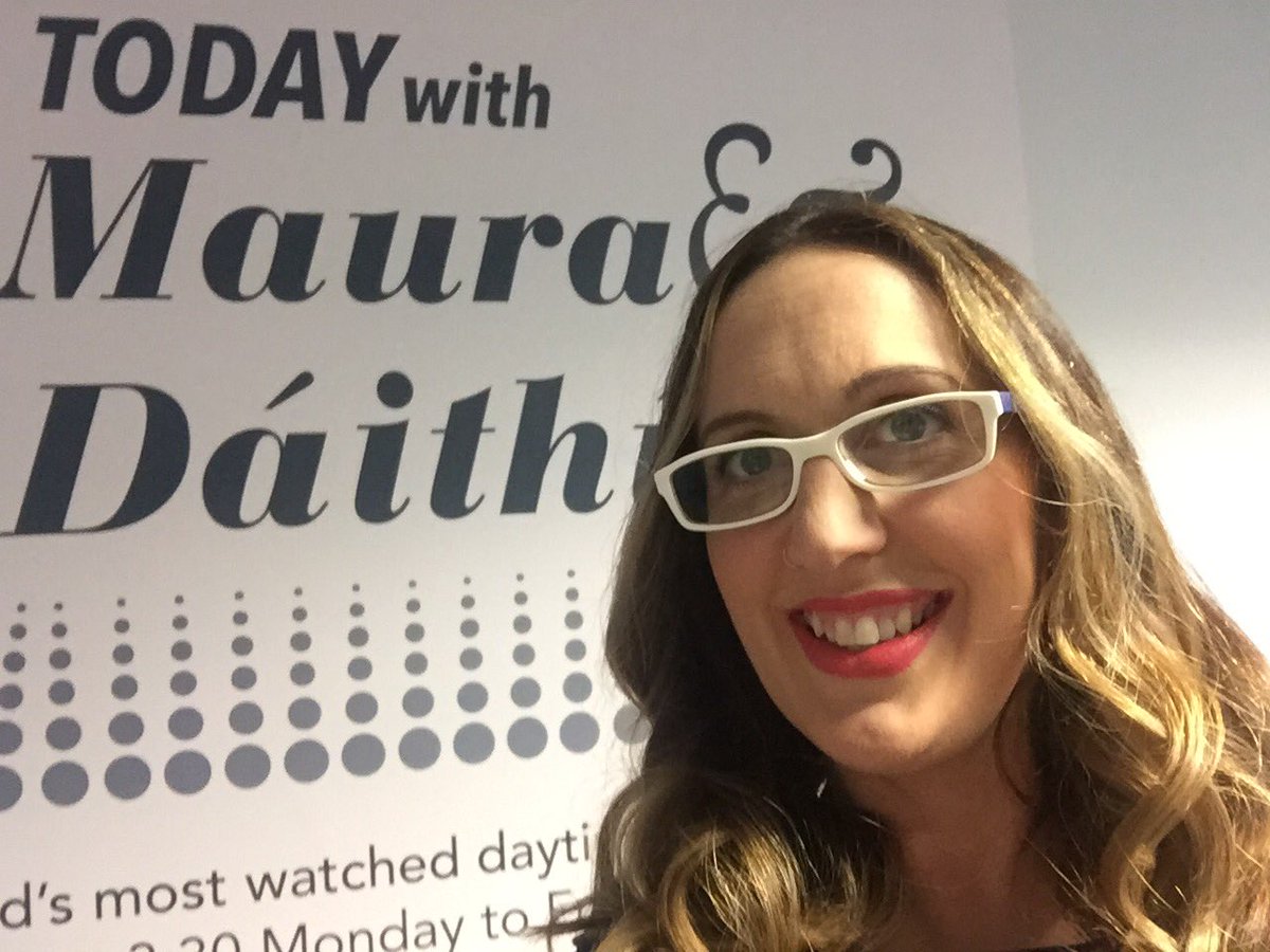 Looking forward to speaking with <a href="/MauraDerrane/">Maura</a> &amp; <a href="/daithi_ose/">Dáithí Ó Sé.</a> @ 3:30 <a href="/RTEToday/">Today</a> about #NewYearsResolutions &amp; #mentalhealth We’ll show you something you can do from <a href="/HachetteIre/">Hachette Ireland</a> #ThePowerofSmall to set you up for 2020!
Social Media questions welcome <a href="/WomensInspireIE/">Womens Inspire Network</a> <a href="/Tweetinggoddess/">Samantha Kelly Media</a>