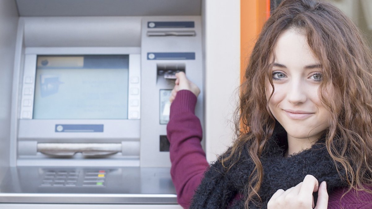 Mehr #Nachhaltigkeit im Alltag durch einen Bankenwechsel? <a href="/utopia/">Utopia</a> zeigt, wie es funktioniert und nimmt grüne Banken unter die Lupe. Mit dabei sind auch der ehemalige DNP-Sieger <a href="/glsbank/">GLS Bank (inaktiv!)</a> sowie das mobile Girokonto von @_tomorrow_one. #Nachhaltigkeitspreis ow.ly/4VH350xO53G