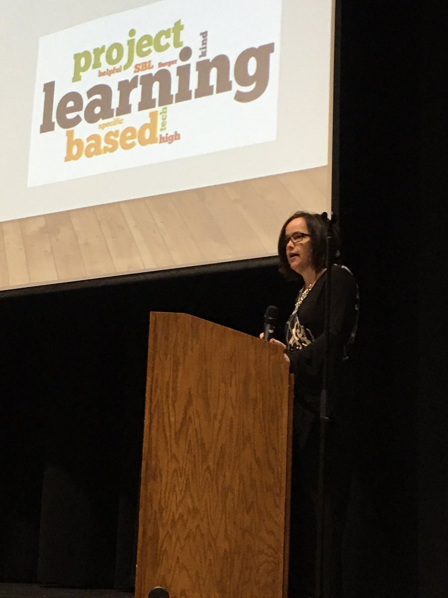 beckymalbrecht's tweet photo. Starting the year by celebrating our NWRPDC partnership &amp; MR2 professionals showcasing PBL projects from first semester.  Thank you teachers for being committed to lifelong learning &amp; improving student outcomes. Thanks, K Watson for leading the process. #spoofhoundpride https://t.co/EsQSbu4Vqf