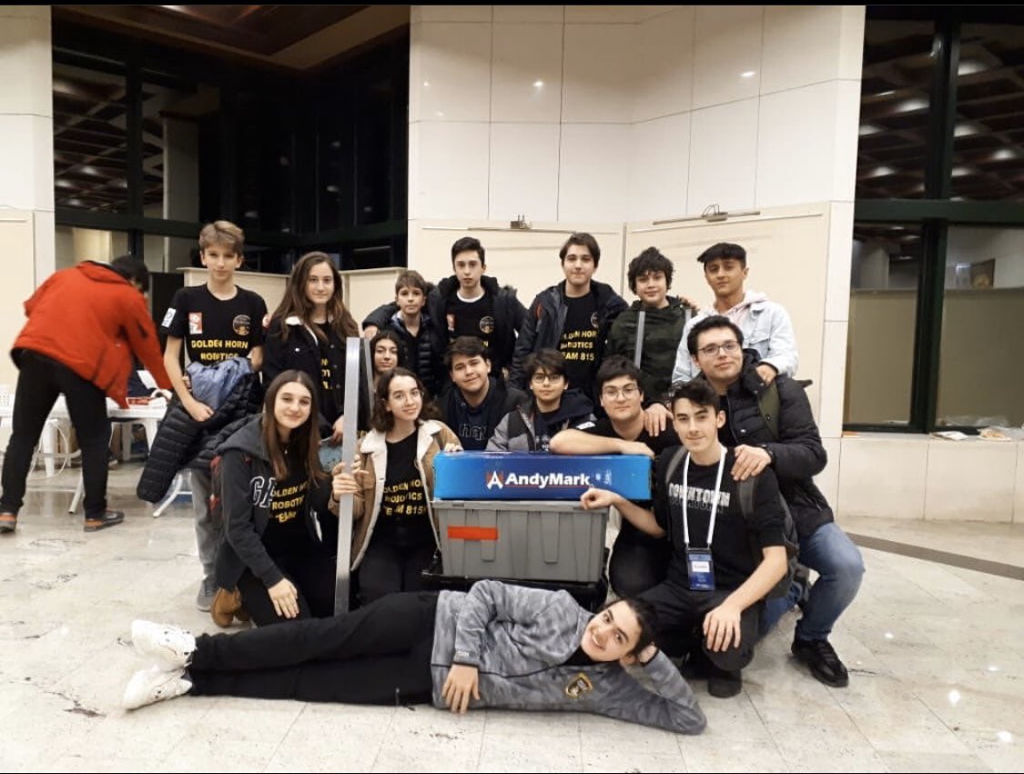 FRC8159's tweet photo. Çok faydalı bir Kickoff geçirdik. 2020 sezonuna hazırız!!!
Başarılı bir dönem geçirmeyi umuyoruz...
#kickoff2020 #kickofffrc #kickoff #frc #FRC2020 #first https://t.co/kh5IDHfQ0f