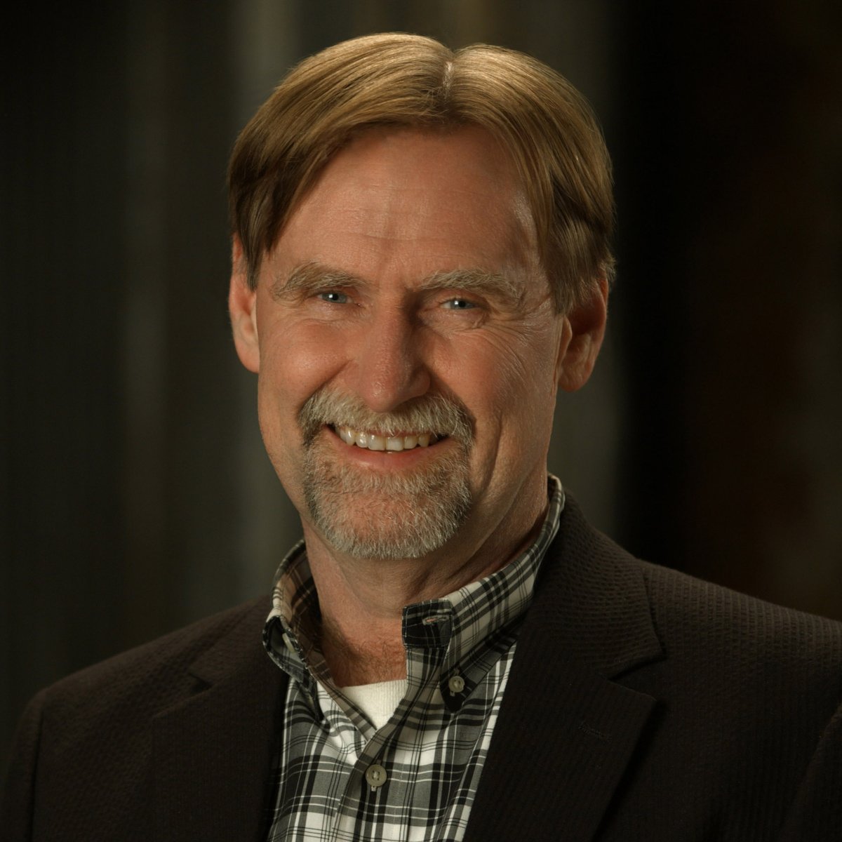 ImpactCom's tweet image. Impact President Bob MacDonald ended 2019 on a high note with his latest article in @Forbes. Check out his strategies for delivering a winning presentation and learn why defining your audience upfront is a vital piece of the process. bit.ly/2QuRSZG #ImpactCommunications