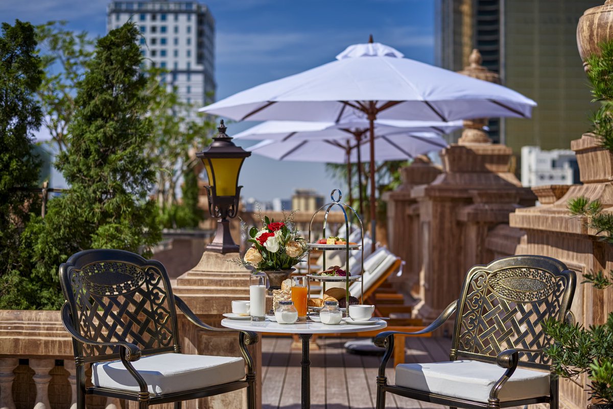 HotelAnik's tweet photo. Want to try new experience having Breakfast on the rooftop and stunning the city view available for booking soon. #Cambodia #Phnompenh #city #view #rooftop #breakfast #couplesgoals #travel #hotel #tourist #photography #resorts #classic #European https://t.co/PK0WyjIaSw