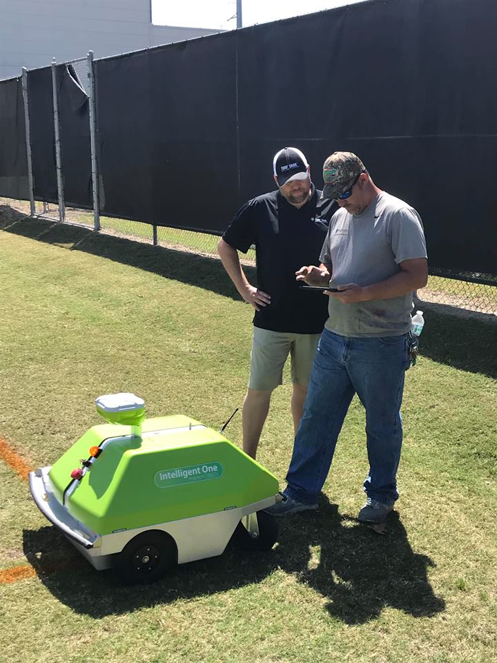 intelligent one robot