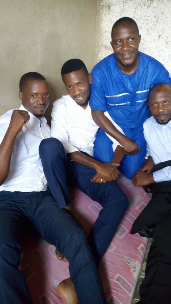 BobiRaniyah's tweet photo. NRL POLICE FREE BOBI WINE AND OTHERS 😡😡😡 ENOUGH IS ENOUGH https://t.co/JaemsQ6p0Q
