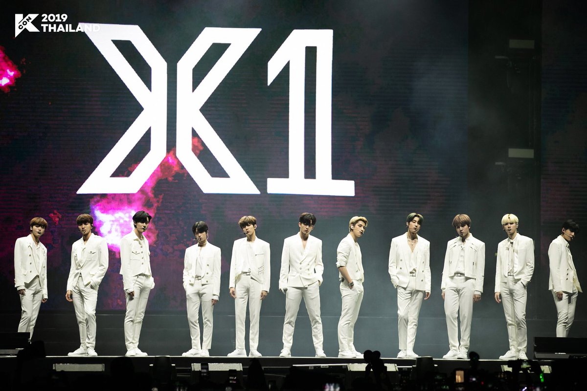 TO1_TOgether_'s tweet photo. #TogetherWithX1
X1解散はありえない…誰も悪くないのに…この状況でカムバックするのも難しいけど,せめて解散だけはして欲しくなかったな…ステージまだみたかったよ…活動期間もまだ4年以上残ってるのに。またみんなが楽しそうに踊ったり歌ったりしてるところを観れるのを待ってるよ。ありがとう。 https://t.co/3Dv7wWbBeJ