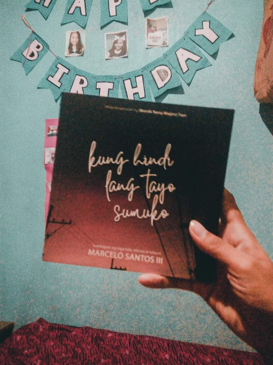 Day 6 out of 366[ 08 . 31 . 19 ] Second booklaunch mo na napuntahan ko.  Sayang malabo yung pic natin but still I want to flex it. More booklaunch to come! Basta andito lang kaming MGFs handang bilhin ang mga libro mo. 