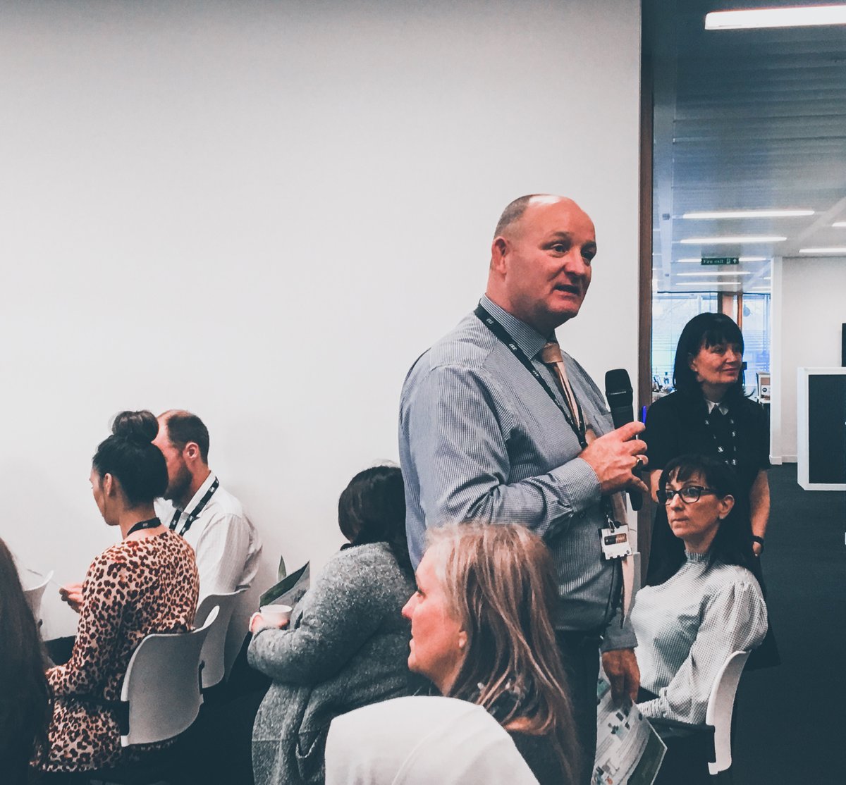 issworld_UK's tweet photo. What a great start to 2020 with a ‘Safety Stand Down’ briefing this morning at our ISS offices, emphasising a focus on health and safety after coming back to work. #ichoose2bsafe #isshealthandsafety #issleaders #lookaftereachother❤️ #safetymatters #responsibilityofeveryone https://t.co/PXvRadpYPV