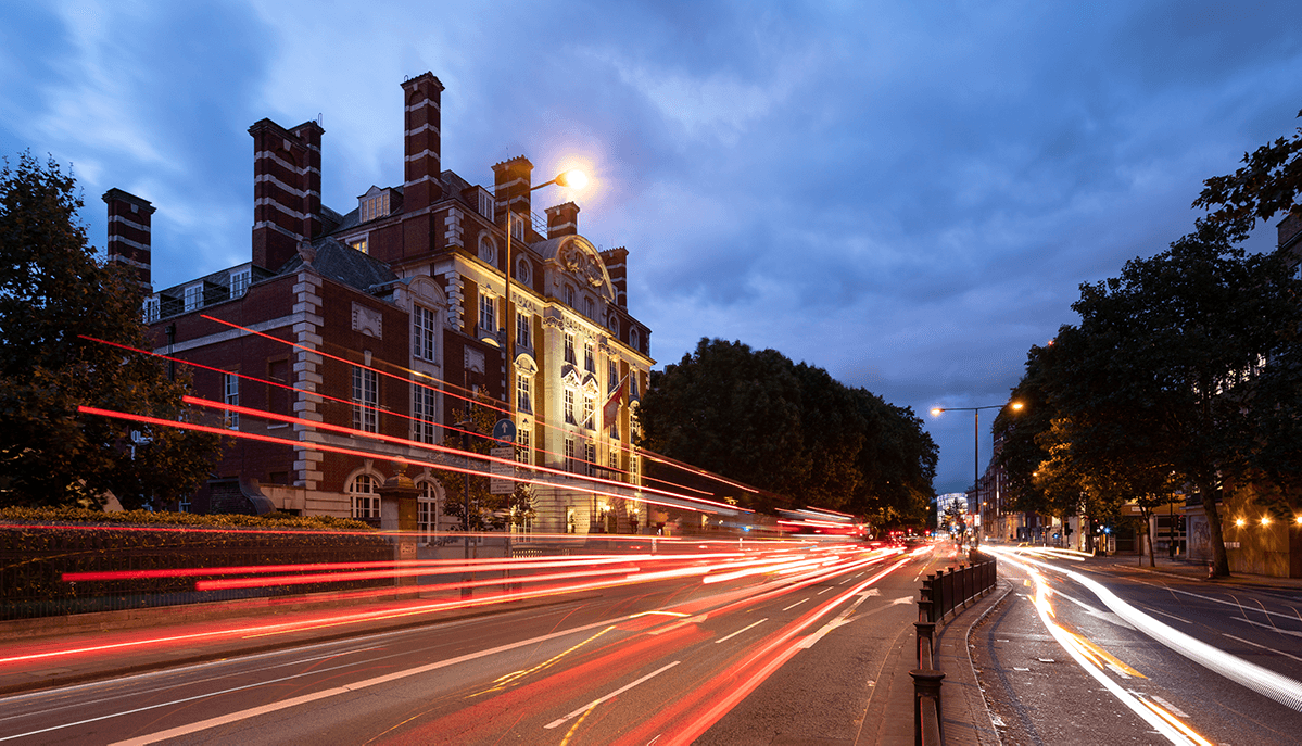 RoyalAcadMusic's tweet photo. A big welcome back to all of our students and staff to another year here at the Academy! 🎶

If you're auditioning this term, or planning to visit one of our renowned concerts and masterclasses - we look forward to seeing you soon. 

Image © Adam Scott https://t.co/BdX6pdqXGj