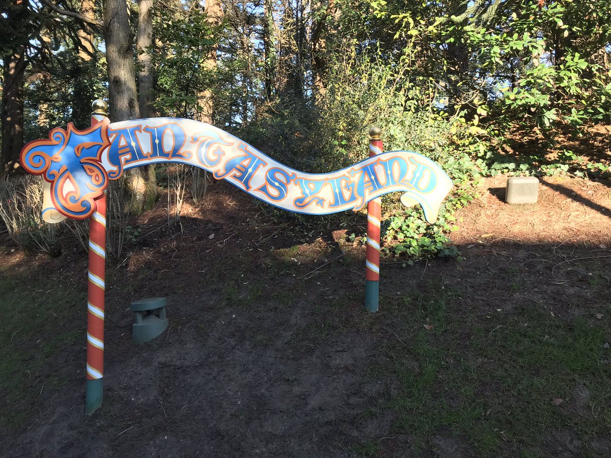 Dark Green Box near the Fantasyland Sign on the Passage between Fantasyland and Discoveryland
