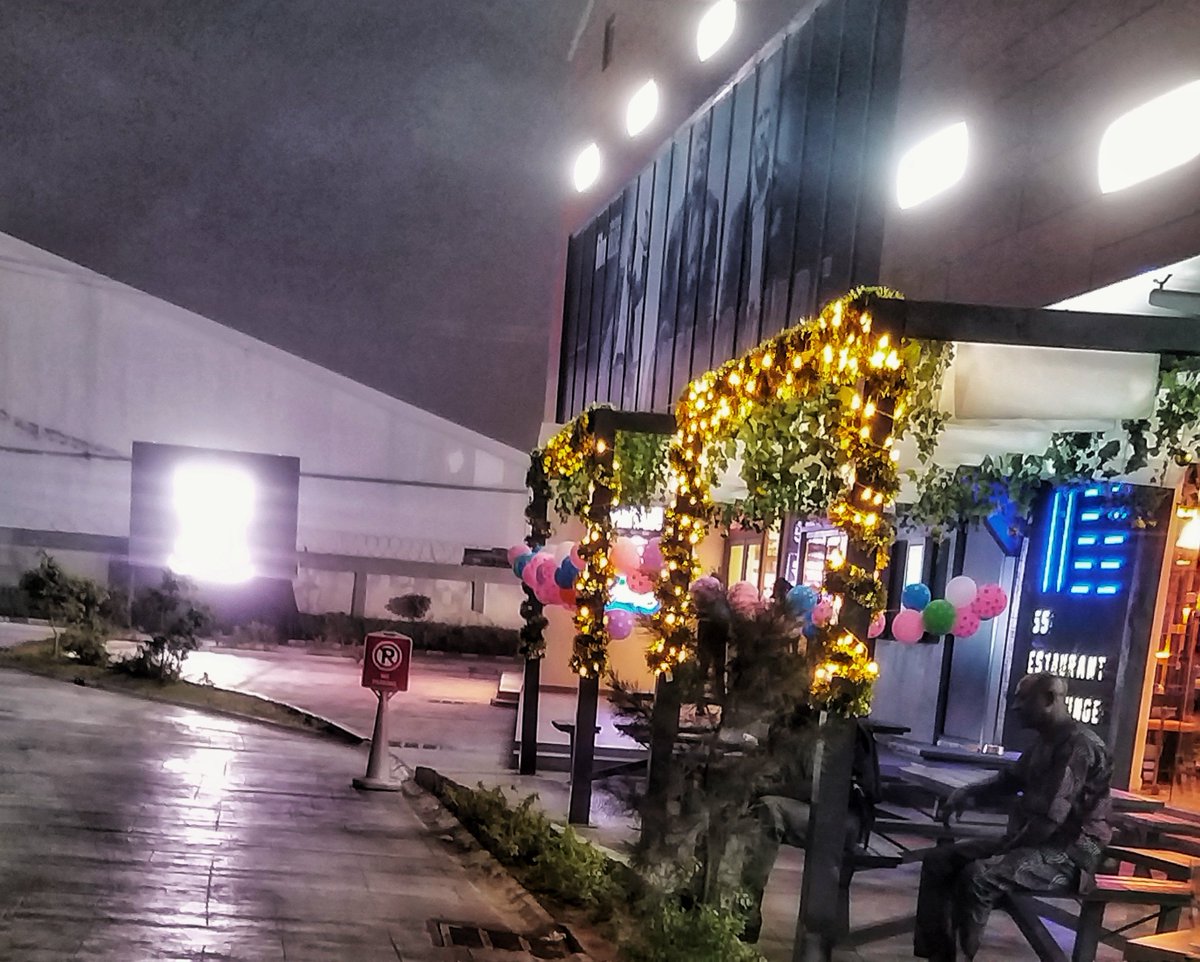 360hubspot's tweet photo. Swipe left <<<<< for a surprise sitting pretty🙈

Available (close to Hardrock cafe, Landmark event center, Lagos.)
DM ✉️/ https://t.co/hwuoRQln39
#mediabuying https://t.co/XOi4241XHh