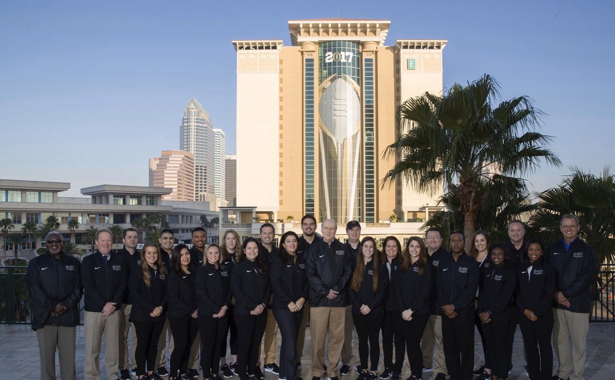Time sure flies! Stumbled across this <a href="/CFBPlayoff/">College Football Playoff</a> staff photo from 3 years ago in downtown  Tampa.  Wishing everyone involved with the #CFBPlayoff #NationalChampionship in New Orleans this upcoming week the best of luck!